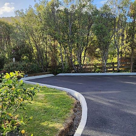 מלון אפר האט Boutique Art Retreat מראה חיצוני תמונה