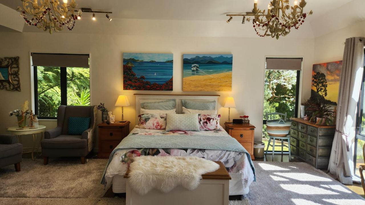 מלון אפר האט Boutique Art Retreat מראה חיצוני תמונה